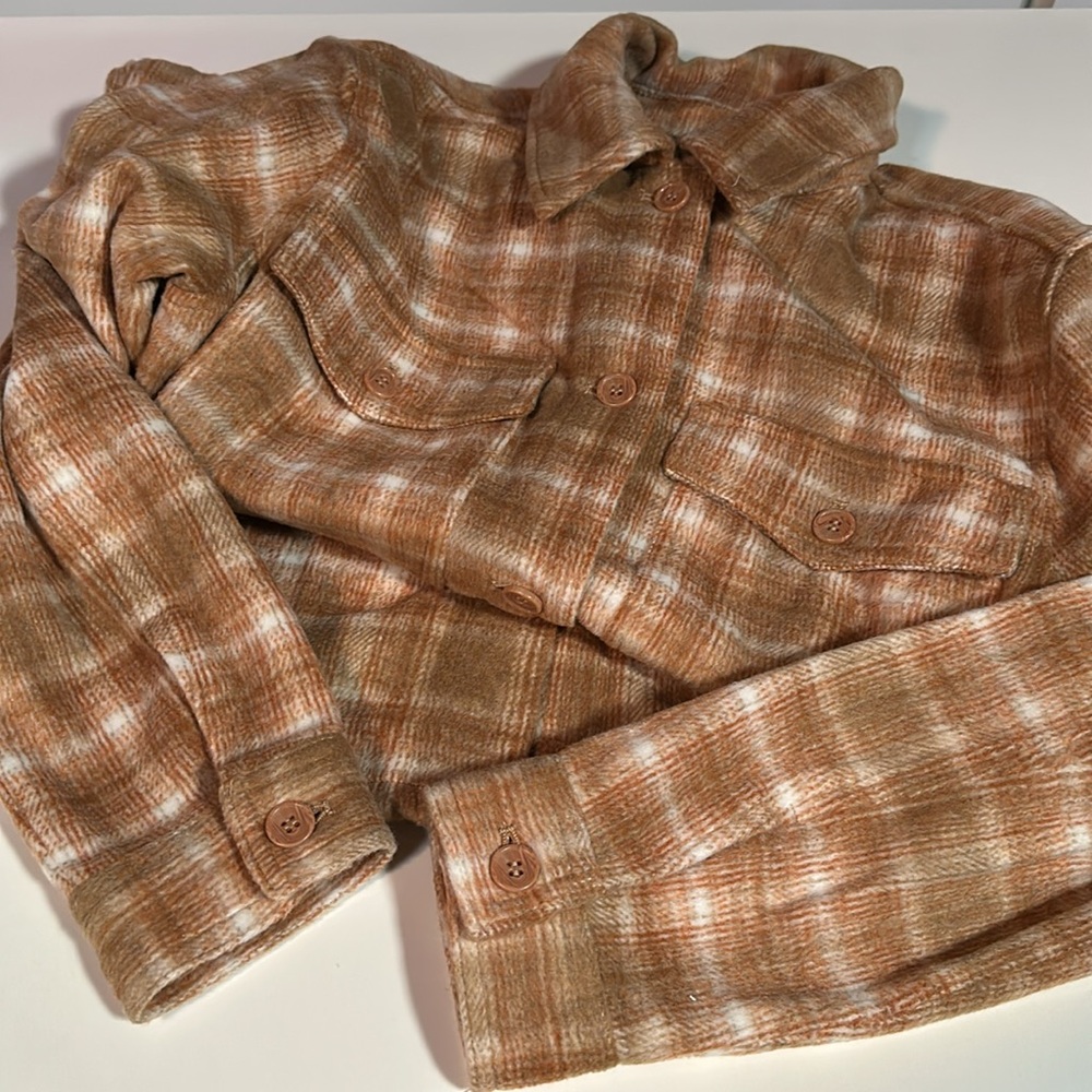 Jessica Simpson Plaid Shacket - Picture 6 of 13